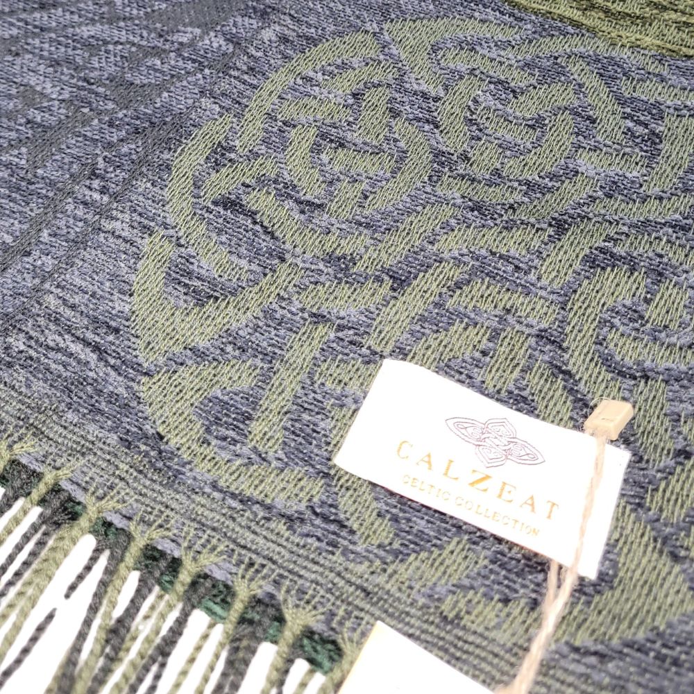 Jacquard Celtic Knot Throw- Green/Grey