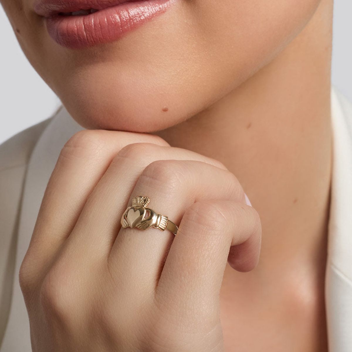 10k Gold Ladies Claddagh Ring