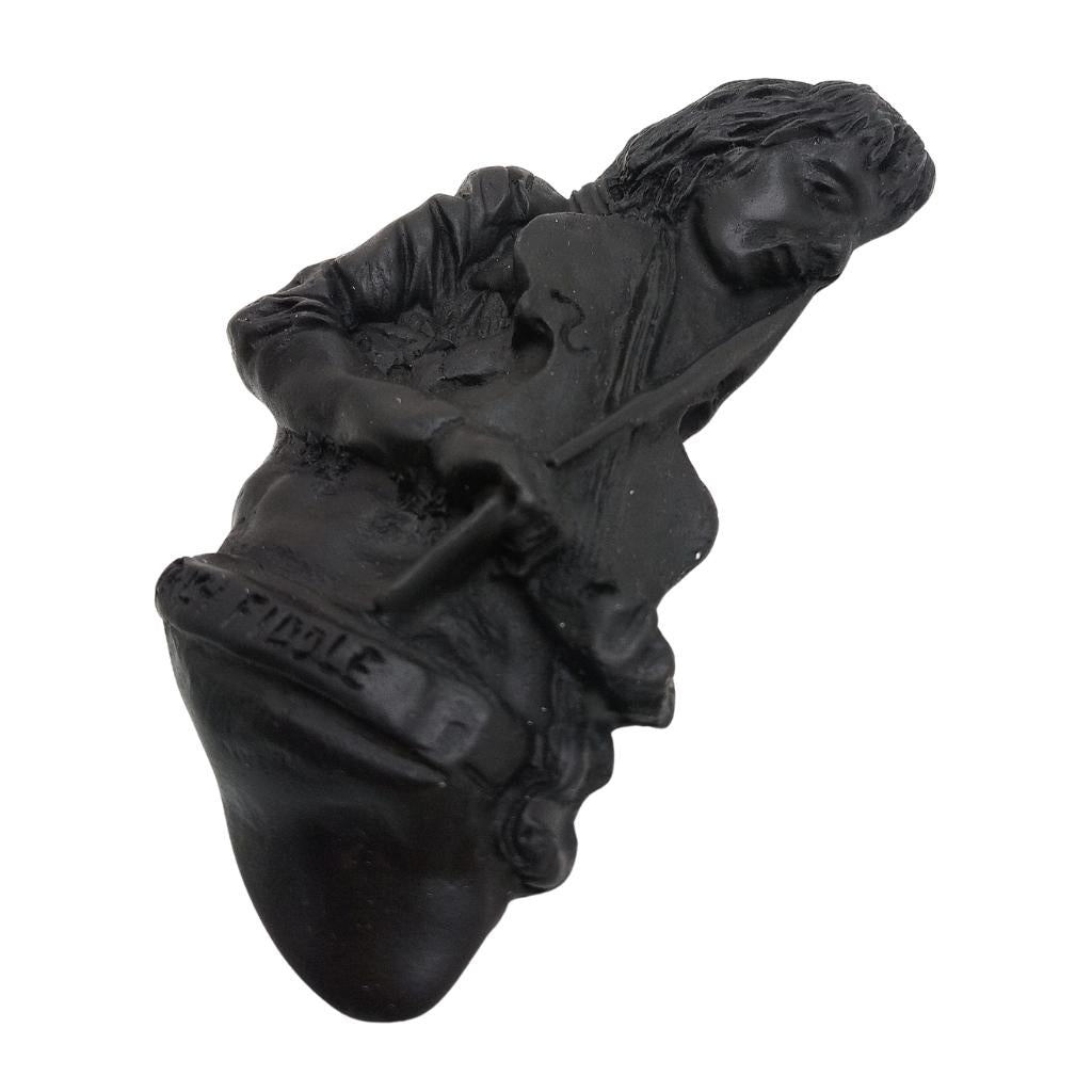 Turf Irish Fiddler Wall Decoration