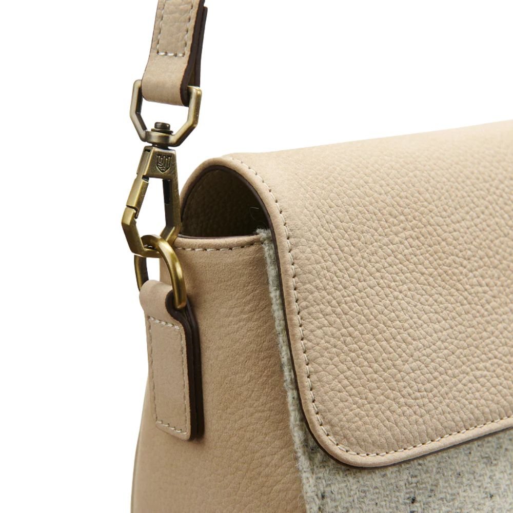 Islander Harris Tweed The Caithness Clutch 'Beige Dogtooth'