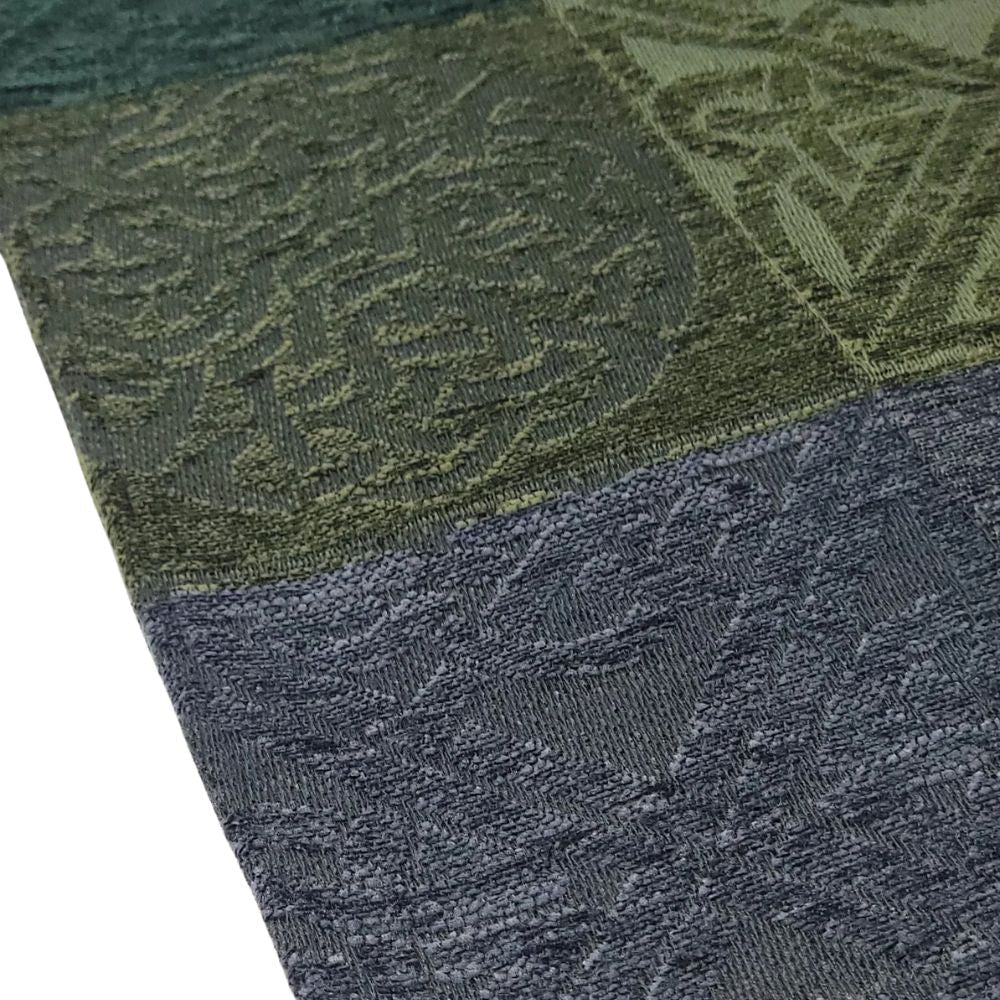 Jacquard Celtic Knot Scarf - Green/Grey