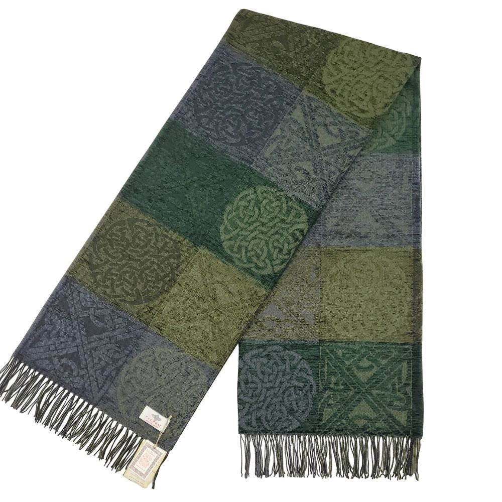 The Celtic Gift Store green and grey jacquard Celtic knot wrap made from chenille/wool blend with fringed edges.