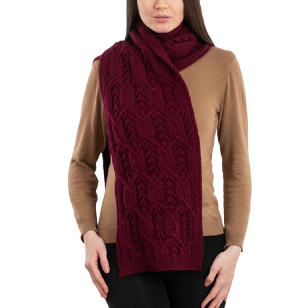 Saol Aran Leaf Scarf - Wine