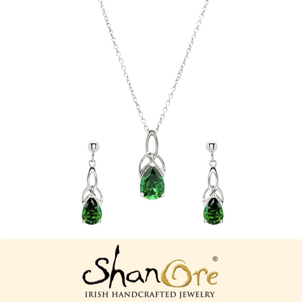 Sterling Silver Celtic Trinity Knot Green Pear Necklace