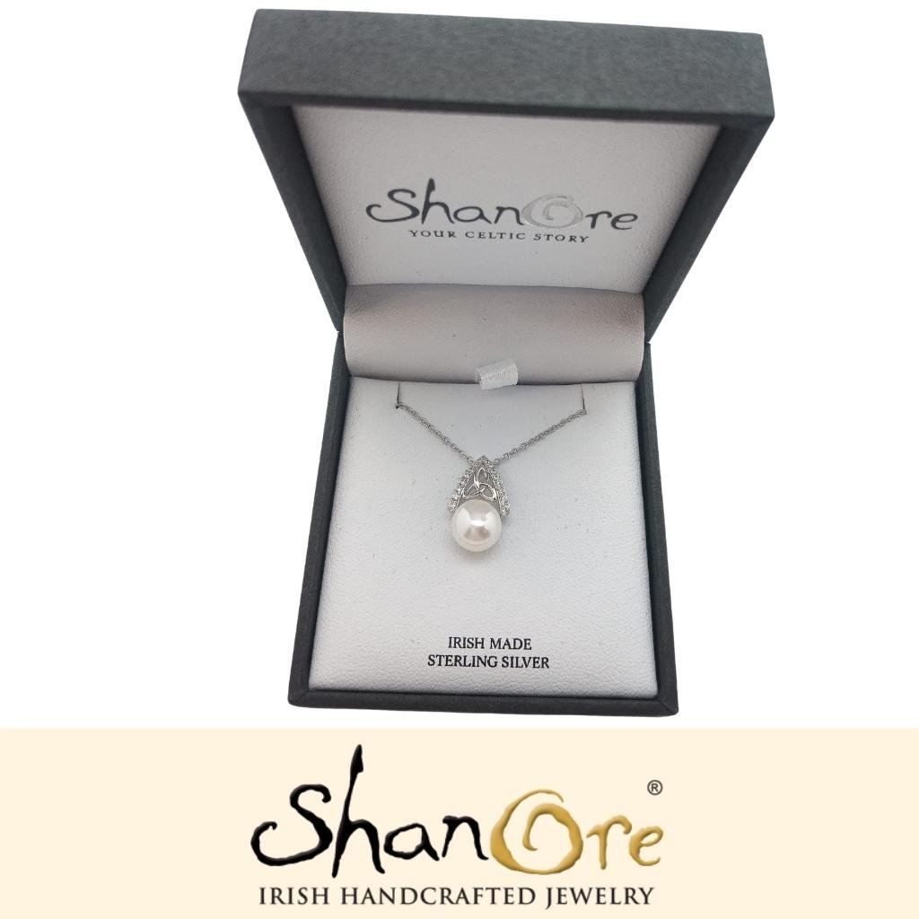 Sterling Silver Trinity Knot Capped Pearl Necklace