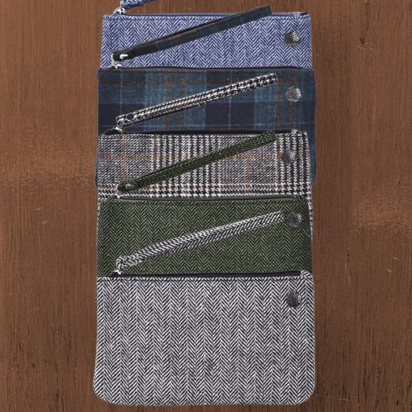 Tweed Wristlet with Celtic Button - The Celtic Gift Store - Handbags