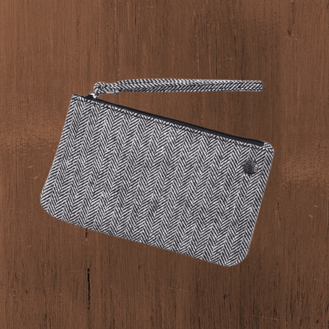 Tweed Wristlet with Celtic Button - The Celtic Gift Store - Handbags