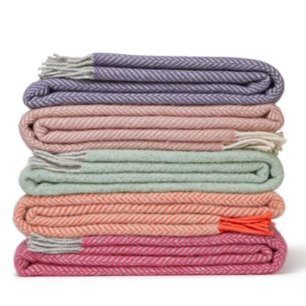 Tweedmill Dusty Pink and Pearl Herringbone Wool Throw Expertly Crafted from 100% Pure Wool